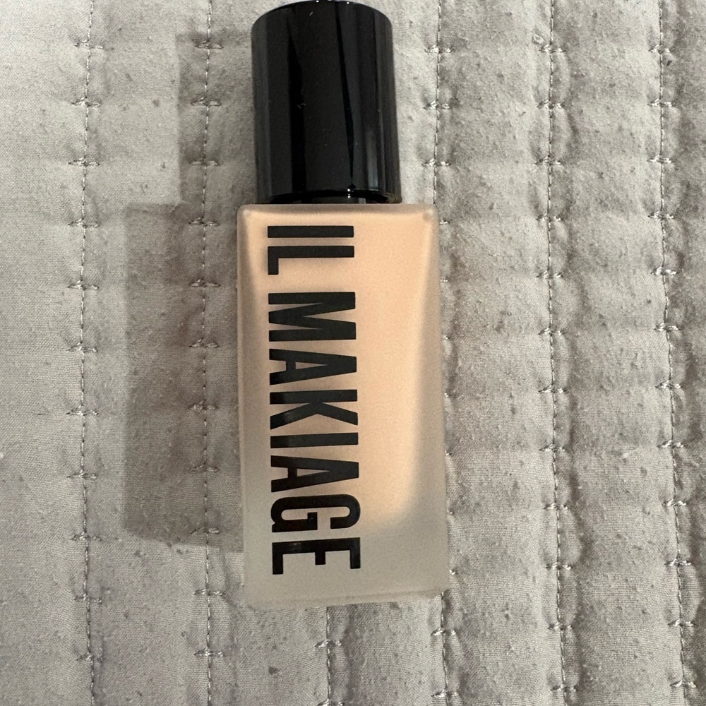 IL MAKIAGE Cream Foundation Liquid Makeup